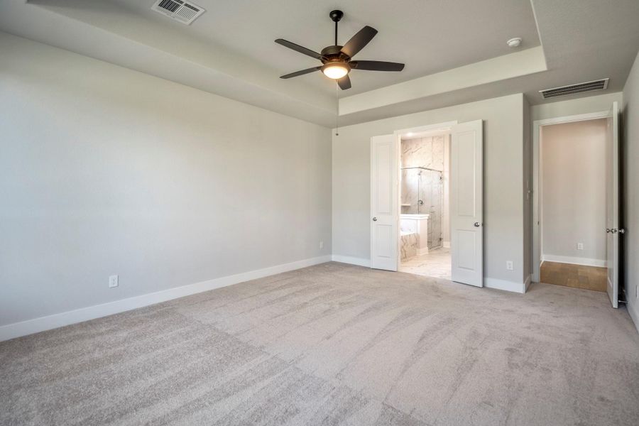 Spacious, unfurnished interior of a new home in ARTAVIA 55' Lots, Conroe (Image 33). Spacious, unfurnished interior of a new home in ARTAVIA 55' Lots, Conroe (Image 33).