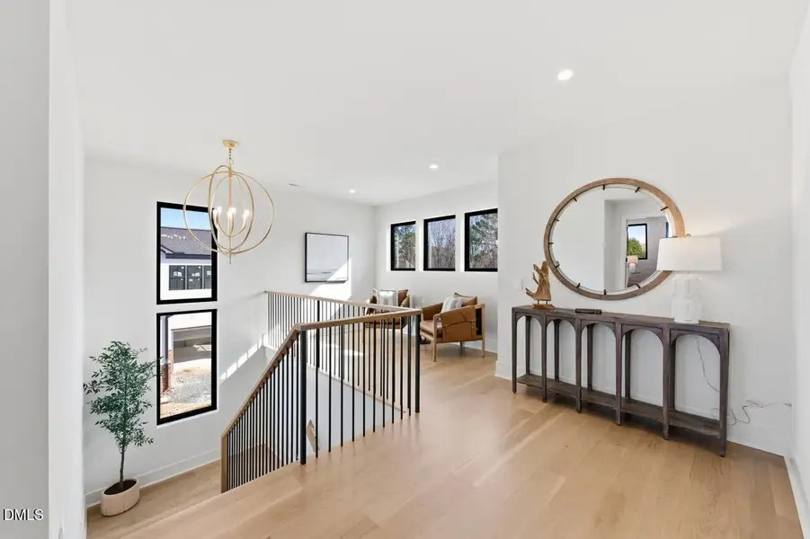 5856 Carriage Gate-59