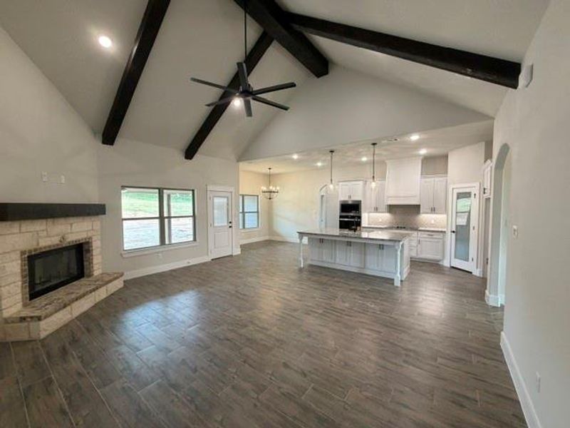 Spacious, unfurnished interior of a new home in , Reno (Image 15).