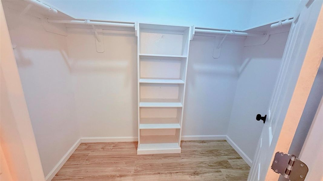 Spacious, unfurnished interior of a new home in , Cleveland (Image 11).