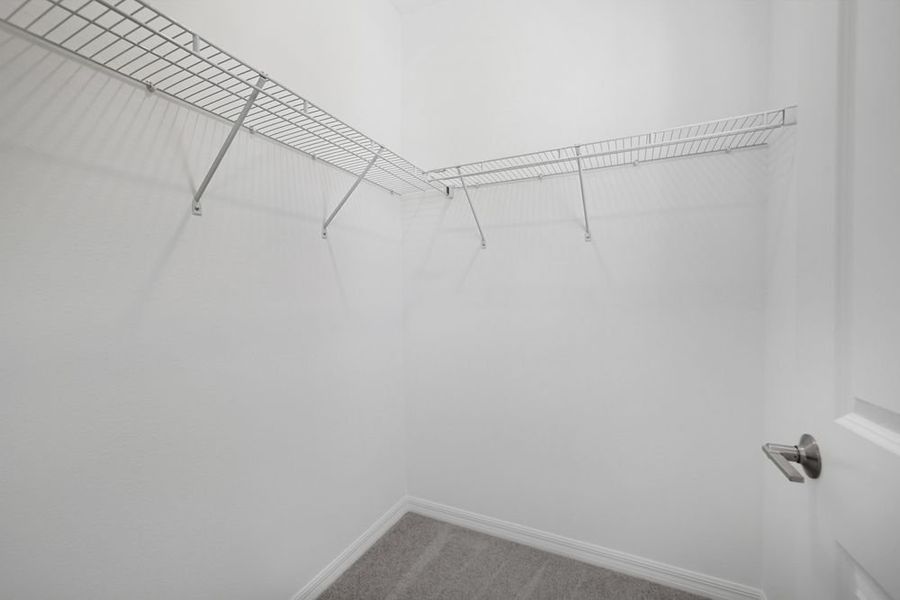 Spacious, unfurnished interior of a new home in Veranda Oaks, Port St. Lucie (Image 31). Spacious, unfurnished interior of a new home in Veranda Oaks, Port St. Lucie (Image 31).