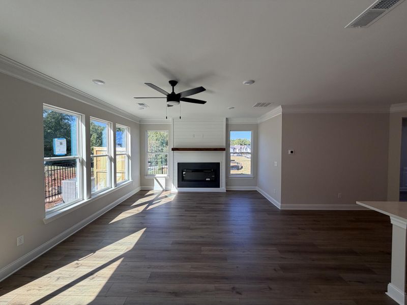 Spacious, unfurnished interior of a new home in Villas at Dawsonville Townhomes, Dawsonville (Image 6).