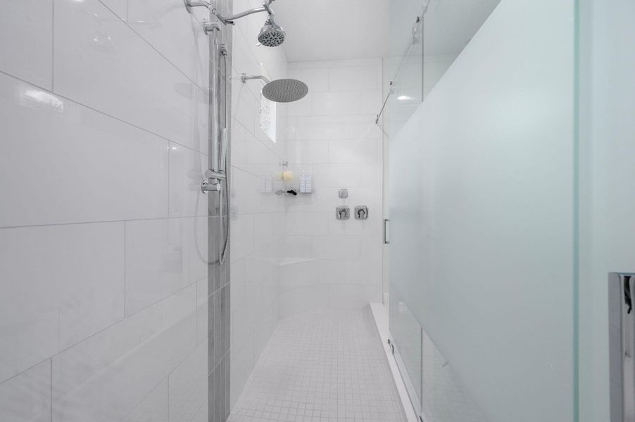 30-web-or-mls-13325 SW Alejandro Ct - 30