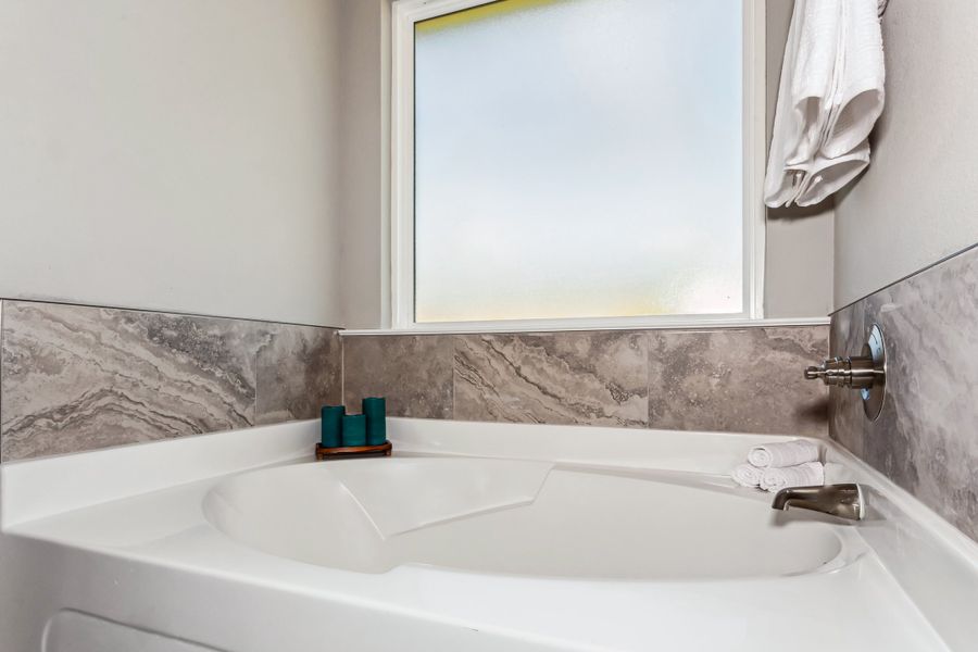 Representative interior finishes for a home built from the Ruby by Herbst Homes in Walther Reserve, Milton (Image 20).