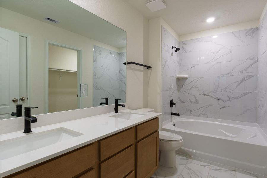 Primary Bedroom Restroom