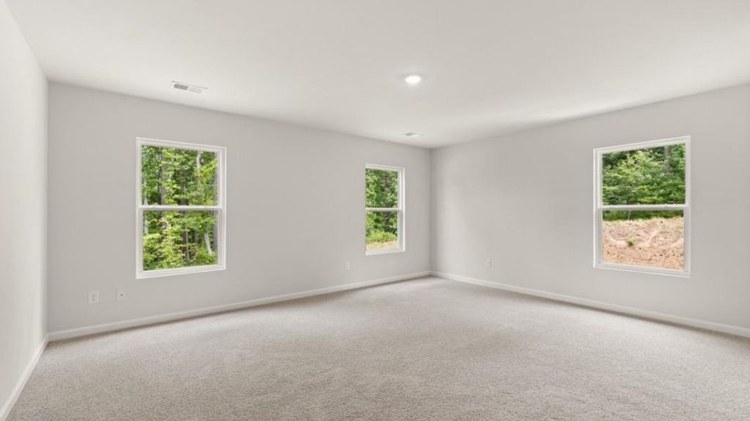 Spacious, unfurnished interior of a new home in Fairhaven, Lithia Springs (Image 30).