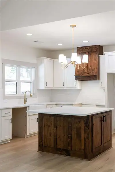 Furnished interior view inside a new home in , Ellijay (Image 10).