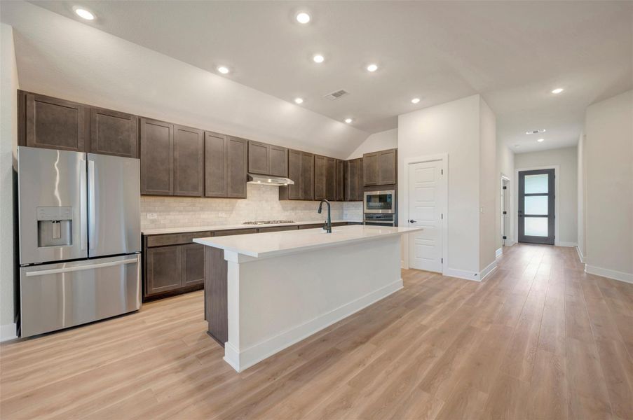 Kitchen -Entry