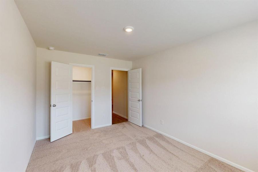 Spacious, unfurnished interior of a new home in Kings Way, Denton (Image 28).