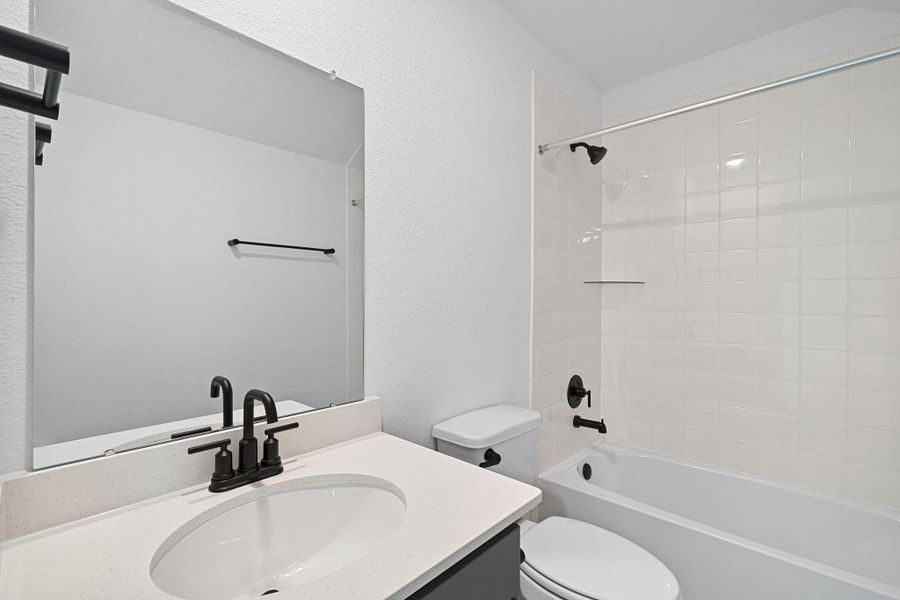 Note: Sample product photo. Actual exterior and interior selections may vary by homesite. Photo may be virtually staged