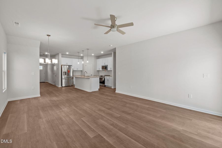 21-web-or-mls-P1112661 21-web-or-mls-P1112661