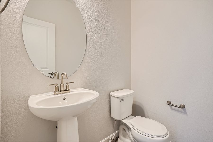 1333 lorraine circle south - web quality - 015 - 18 powder room