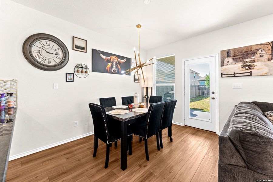 Furnished interior view inside a new home in Berry Springs, Georgetown (Image 8).