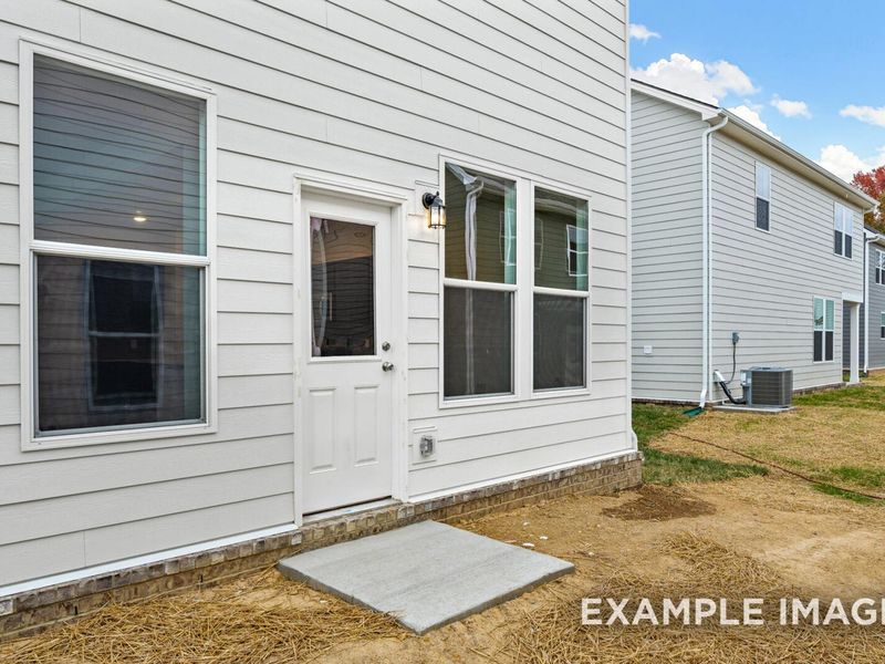 Representative exterior details of a home built from the The Grayson A by Davidson Homes LLC in Sage Farms, White House (Image 27).