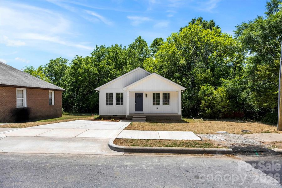 Front exterior of a new home in , Salisbury, NC, highlighting curb appeal (Image 21).