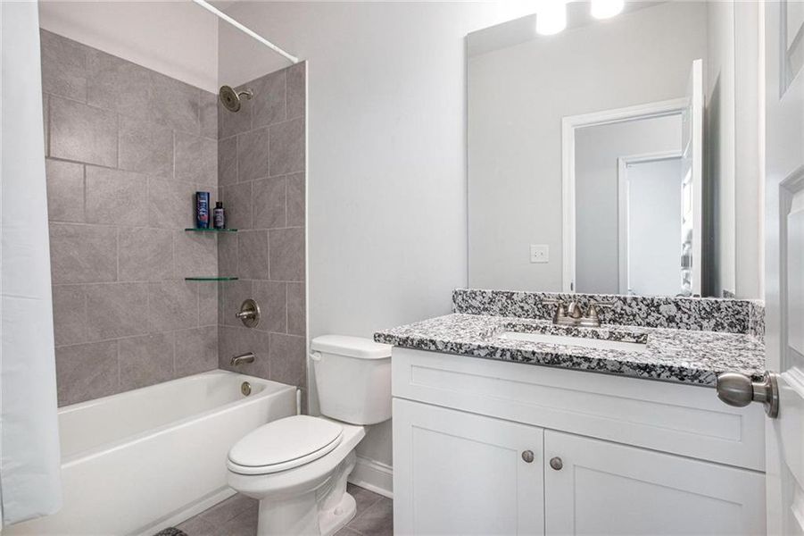 Image 28 of a home in Hellen Valley. Image 28 of a home in Hellen Valley.