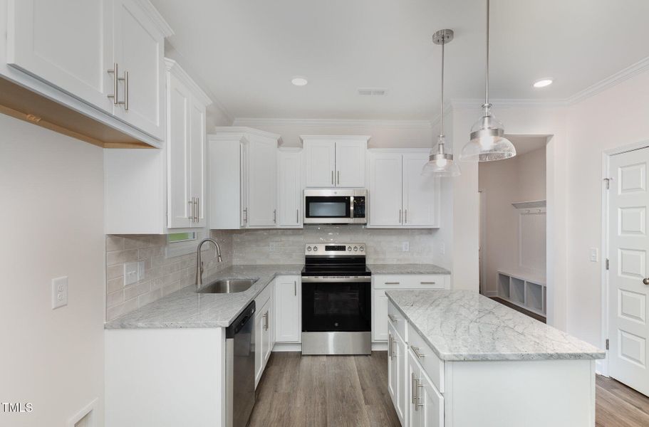 011_bc4a0513-edit-edit_688