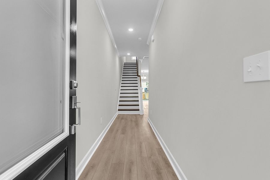 Spacious, unfurnished interior of a new home in Pineland Preserve, Summerville (Image 17).