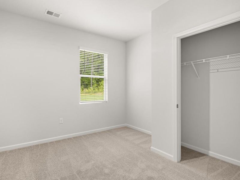 Spacious, unfurnished interior of a new home in Oakleigh Glen, Dallas (Image 22).