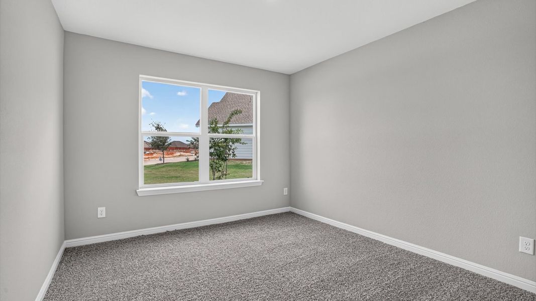 Spacious, unfurnished interior of a new home in Sandstone Estates, Granbury (Image 24).