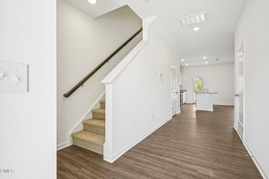 7-web-or-mls-Mirth Ct-S3103-007 7-web-or-mls-Mirth Ct-S3103-007