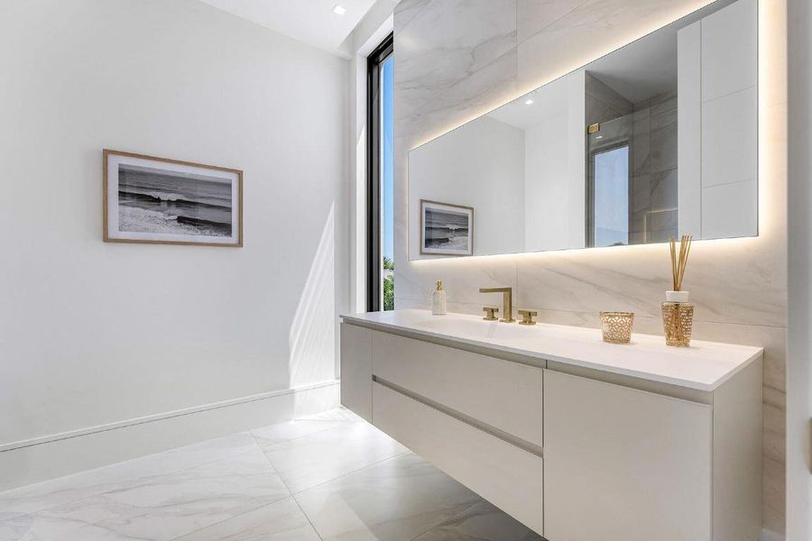 2172_West_Maya_Palm_Drive_64