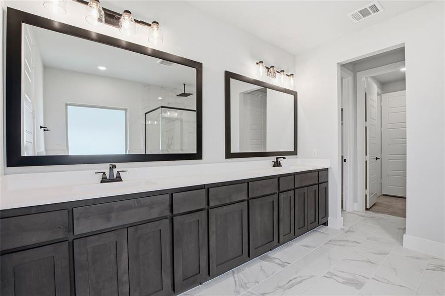 Furnished interior view inside a new home in Talon Hills, Fort Worth (Image 10).