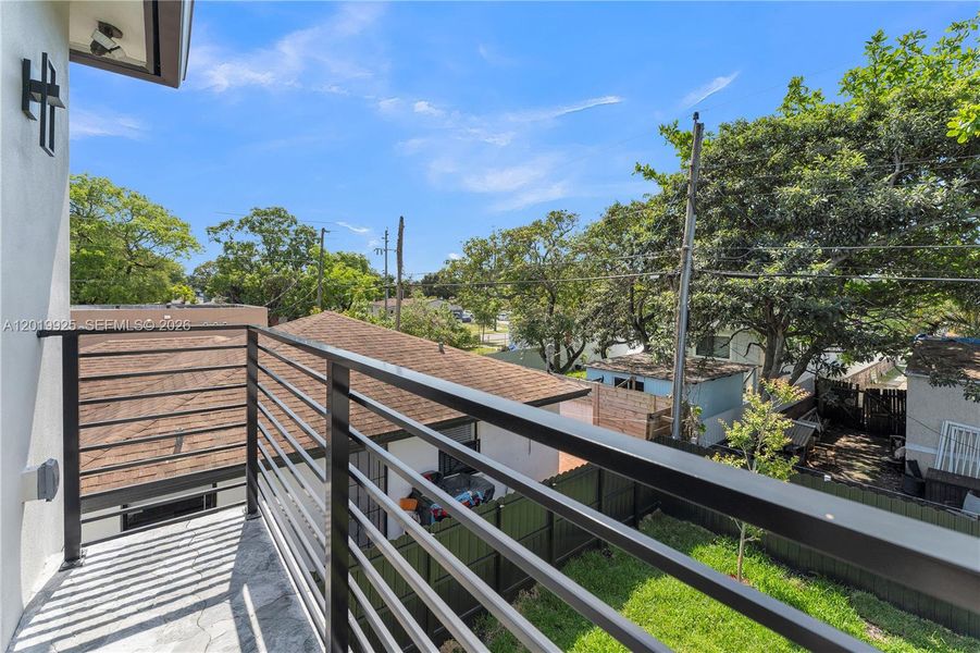 Exterior details and patio area of a home in , Miami (Image 3).