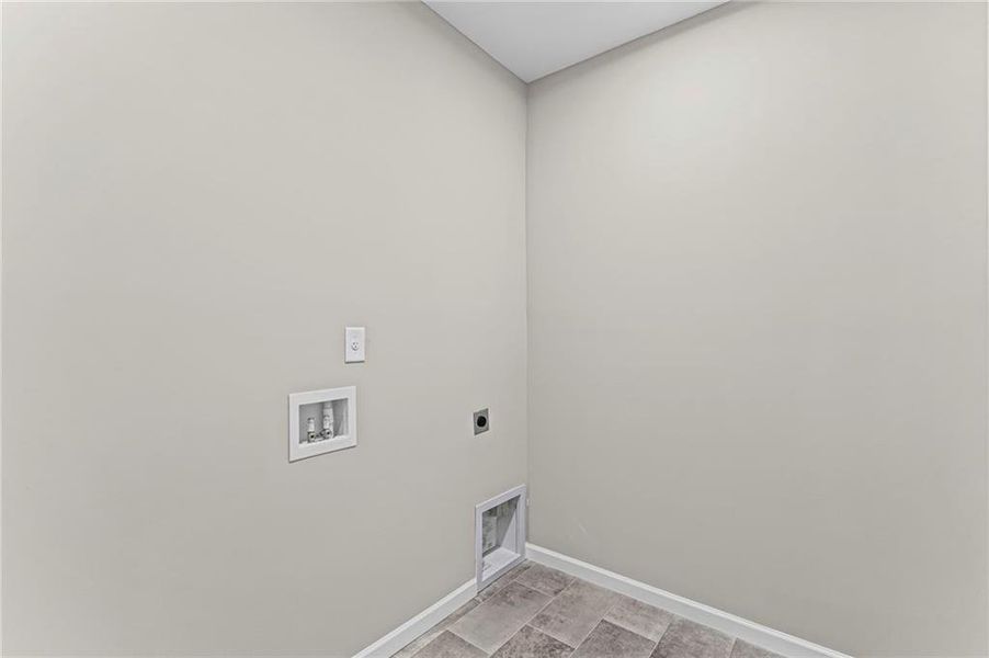 Spacious, unfurnished interior of a new home in The Reserve At Liberty Park, Braselton (Image 20). Spacious, unfurnished interior of a new home in The Reserve At Liberty Park, Braselton (Image 20).