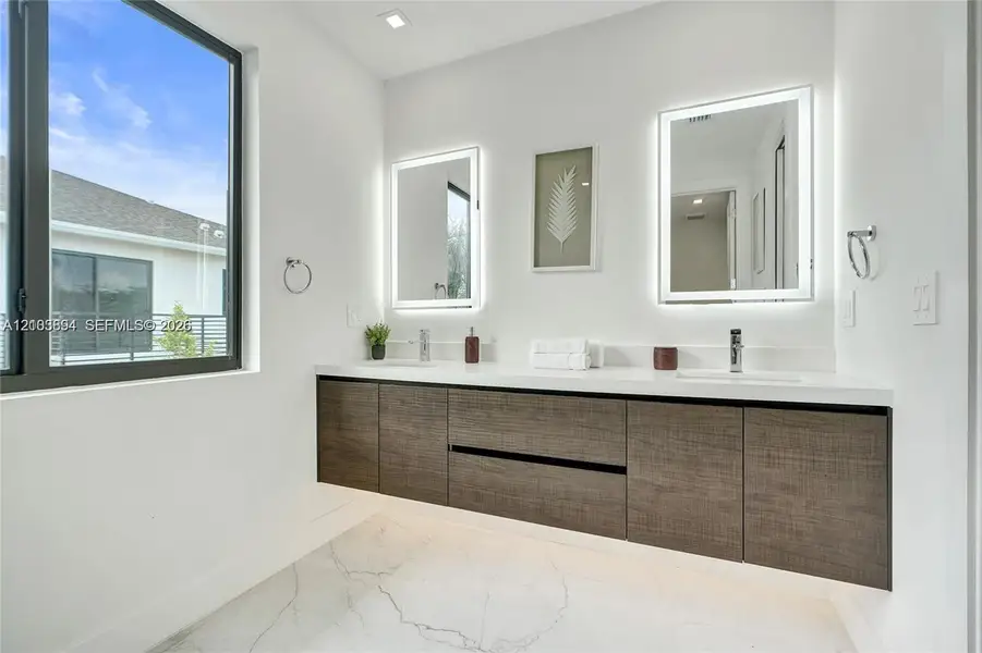 Furnished interior view inside a new home in , Dania Beach (Image 34). Furnished interior view inside a new home in , Dania Beach (Image 34).
