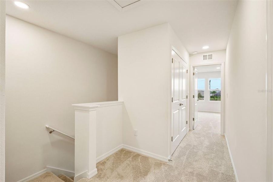 Spacious, unfurnished interior of a new home in Twin Oaks, Zephyrhills (Image 29). Spacious, unfurnished interior of a new home in Twin Oaks, Zephyrhills (Image 29).