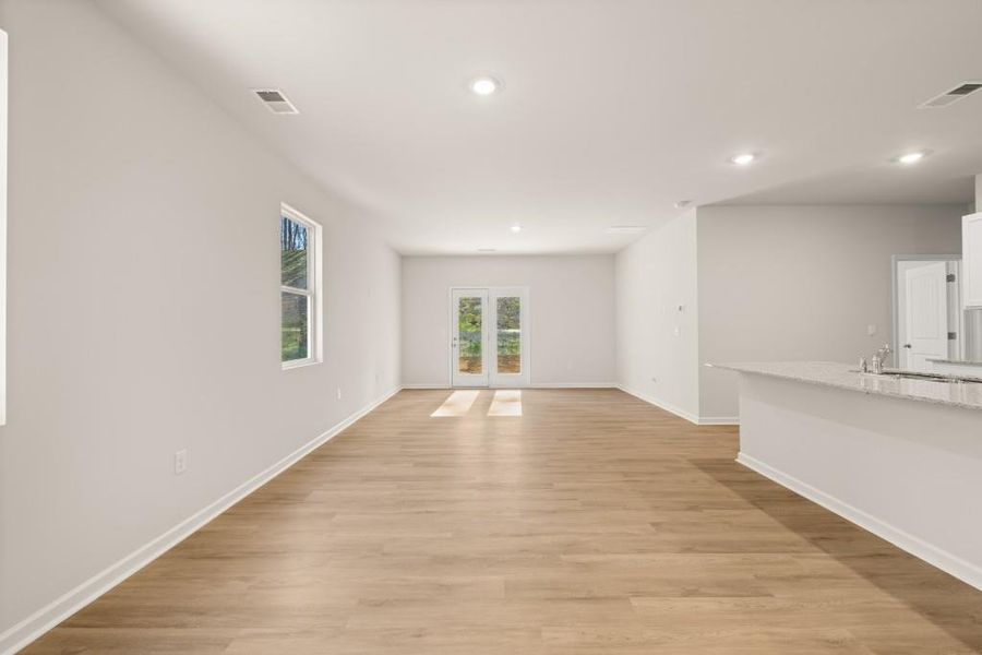 Spacious, unfurnished interior of a new home in Oconee Overlook, Gainesville (Image 19). Spacious, unfurnished interior of a new home in Oconee Overlook, Gainesville (Image 19).