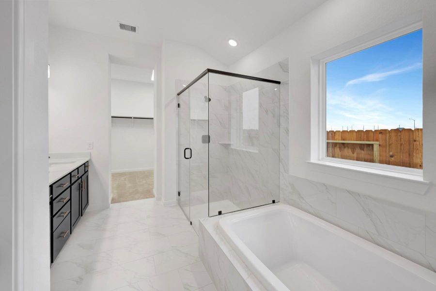 Furnished interior view inside a new home in The Grand Prairie 50’, Hockley (Image 12).