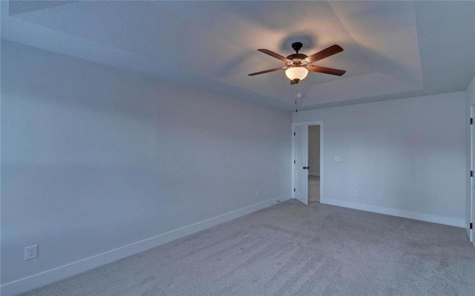 Spacious, unfurnished interior of a new home in , Hartwell (Image 11).