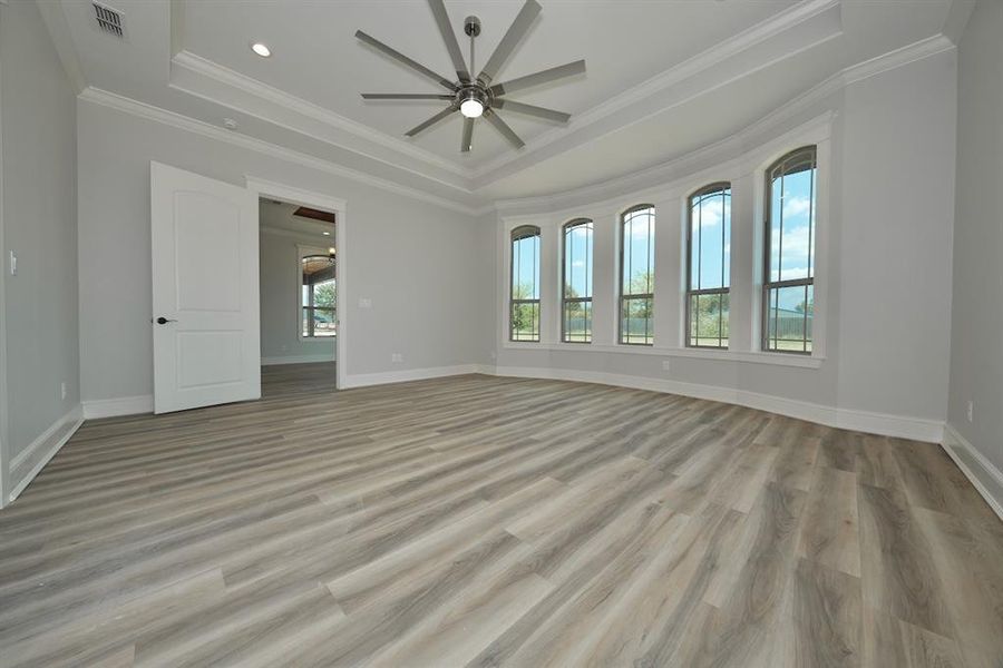 Spacious, unfurnished interior of a new home in , Hideaway (Image 19). Spacious, unfurnished interior of a new home in , Hideaway (Image 19).