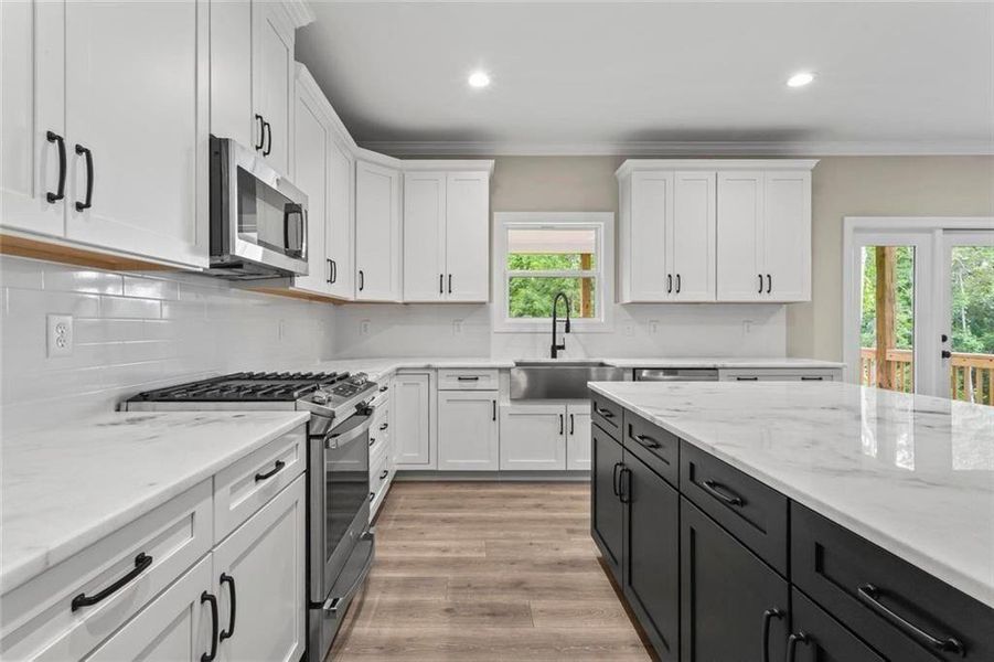 Furnished interior view inside a new home in , Dallas (Image 8).