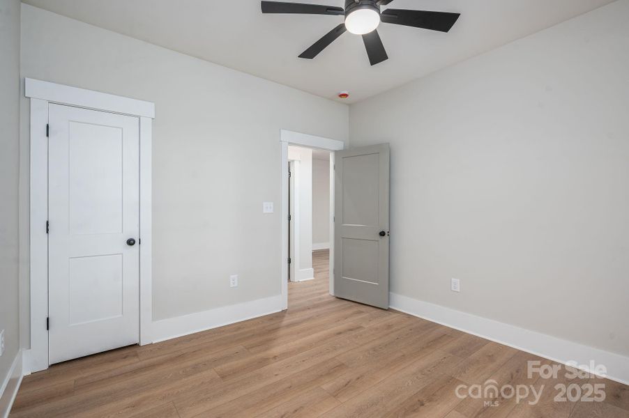 Spacious, unfurnished interior of a new home in , Newton (Image 30).