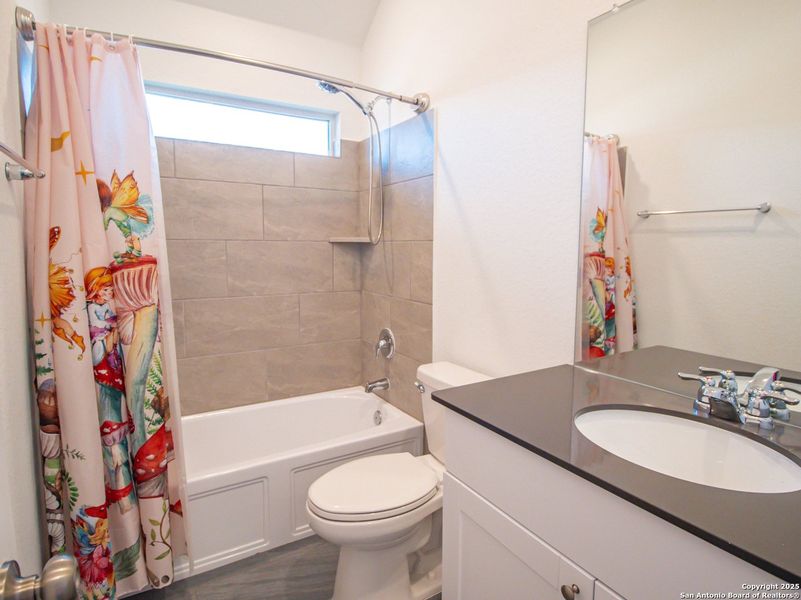 Furnished interior view inside a new home in , Bulverde (Image 10). Furnished interior view inside a new home in , Bulverde (Image 10).