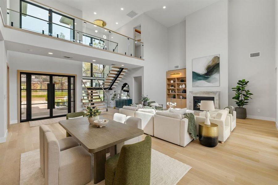 Furnished interior view inside a new home in , Dallas (Image 10).