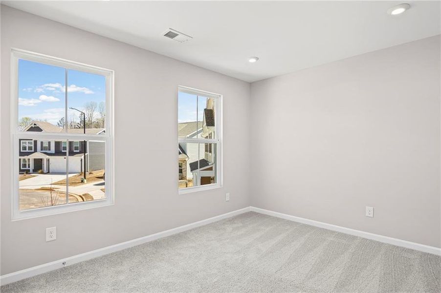 Spacious, unfurnished interior of a new home in Sage Woods, Dallas (Image 41).