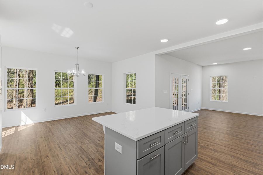 Kitchen/Living/Dining Kitchen/Living/Dining