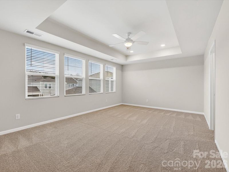 Spacious, unfurnished interior of a new home in North Creek Village, Huntersville (Image 25).