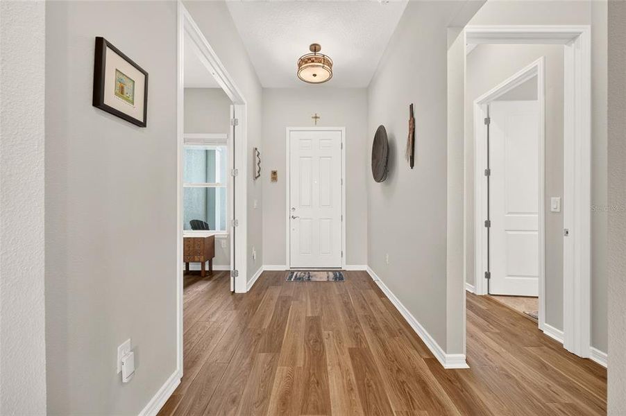 Spacious, unfurnished interior of a new home in , Ocala (Image 21).