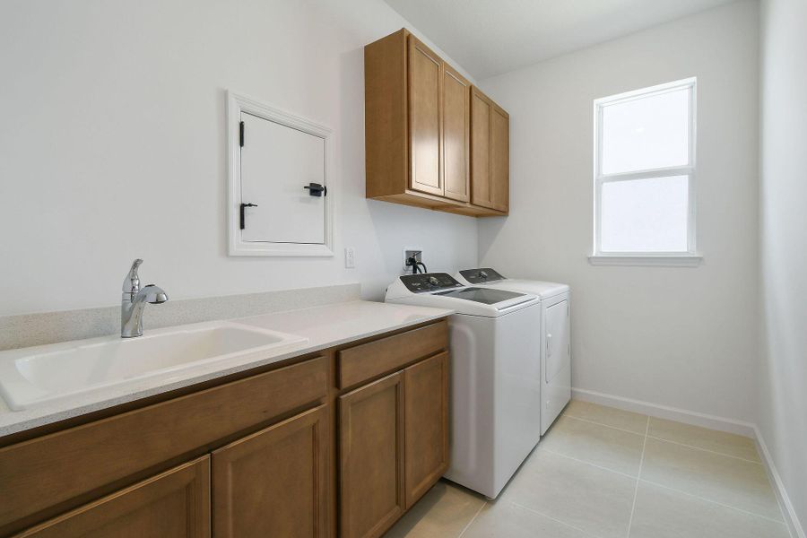 2D floor plan layout of this home in Harbor Isle, Vero Beach, FL (Image 2).