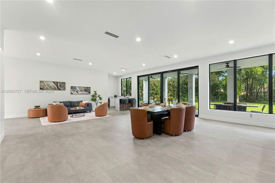Furnished interior view inside a new home in , Plantation (Image 8).