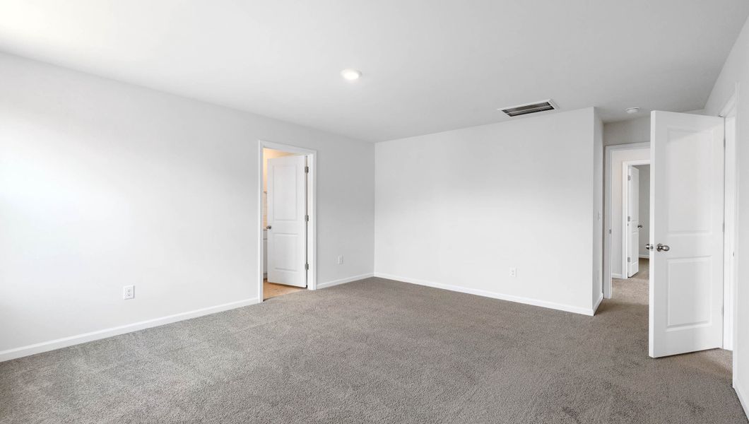 Spacious, unfurnished interior of a new home in Harper Ridge, Roebuck (Image 21).