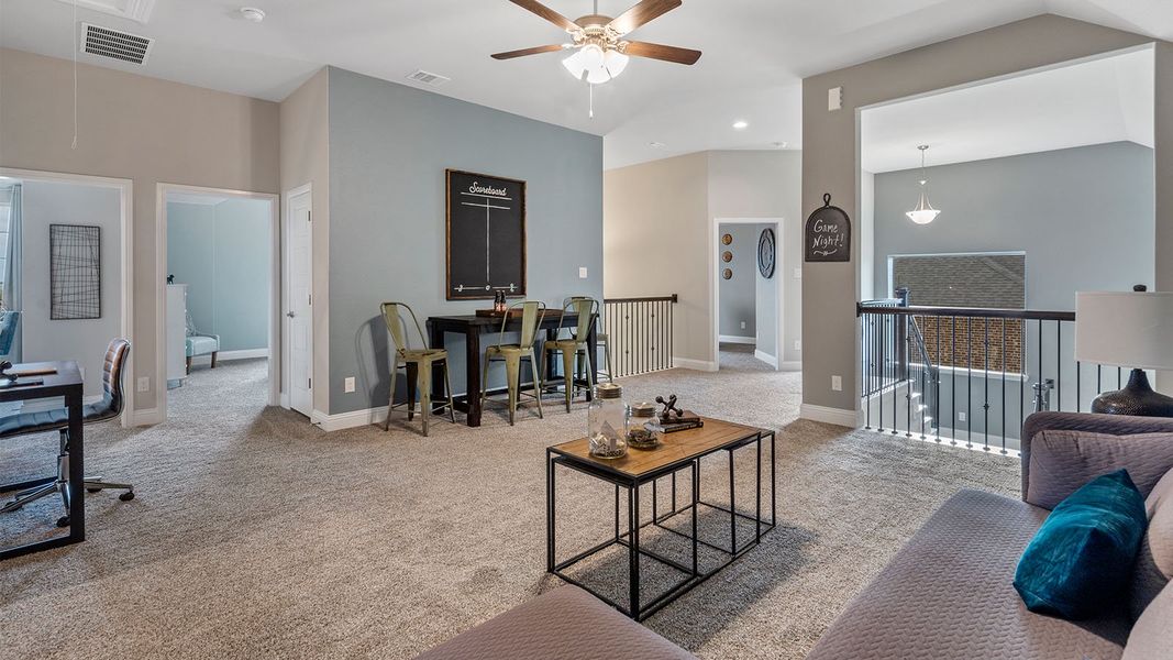 Representative furnished interior of a home built from the Wimberley by D.R. Horton in Lakeview Pointe, Grand Prairie (Image 44).