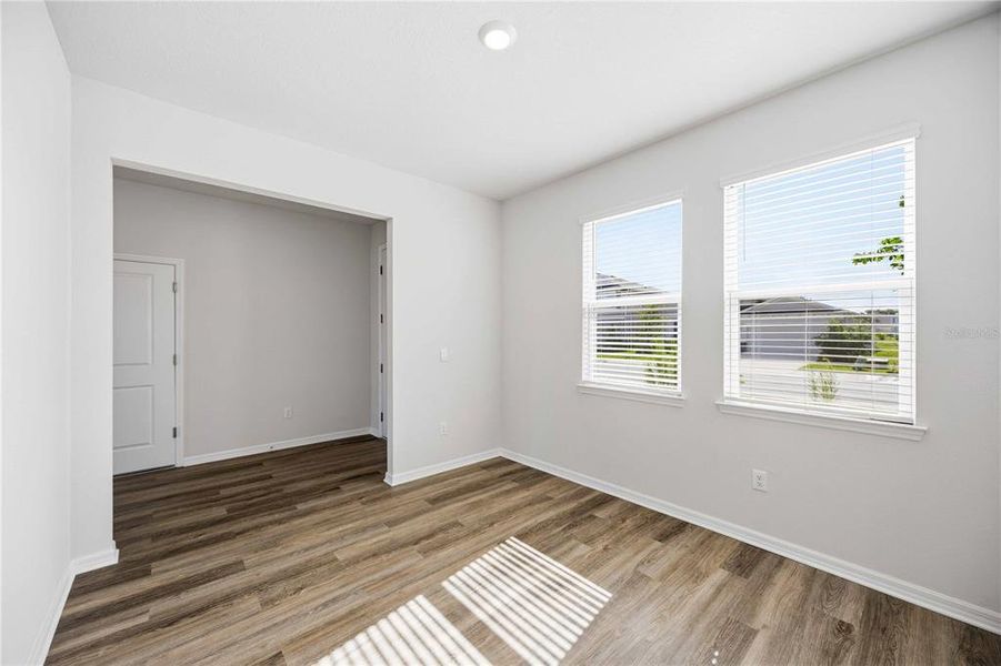 Spacious, unfurnished interior of a new home in Coddington, Bradenton (Image 61).