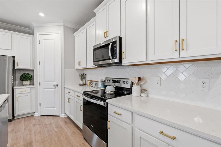 Furnished interior view inside a new home in , Venice (Image 38).