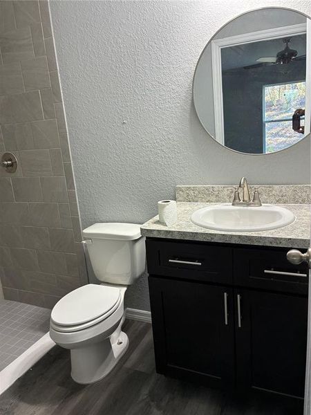 Furnished interior view inside a new home in , Ocala (Image 7).